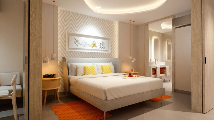 Swim-Up Oceanfront Pool Deck Level King Suite